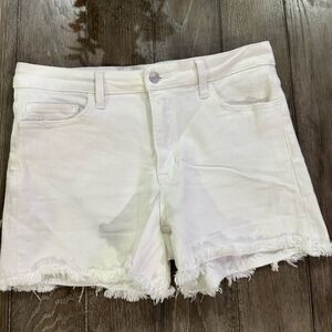 Women's White Frayed Hem Denim Shorts